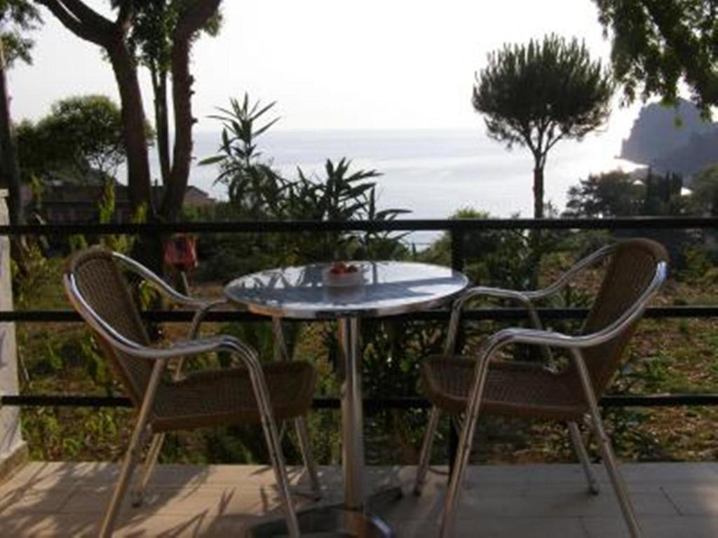 Ferienwohnung Ermones Mare Zimmer foto