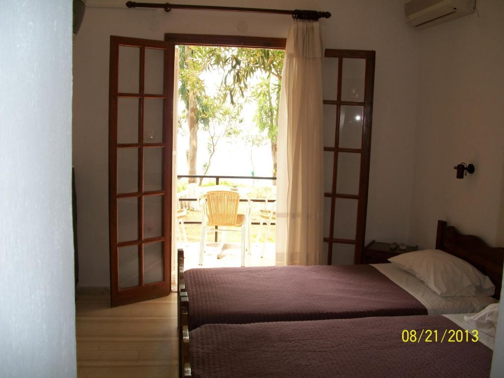 Ferienwohnung Ermones Mare Zimmer foto